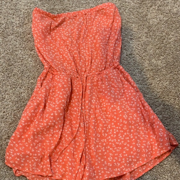 Hollister Pants - Hollister…Cute summer romper with pockets